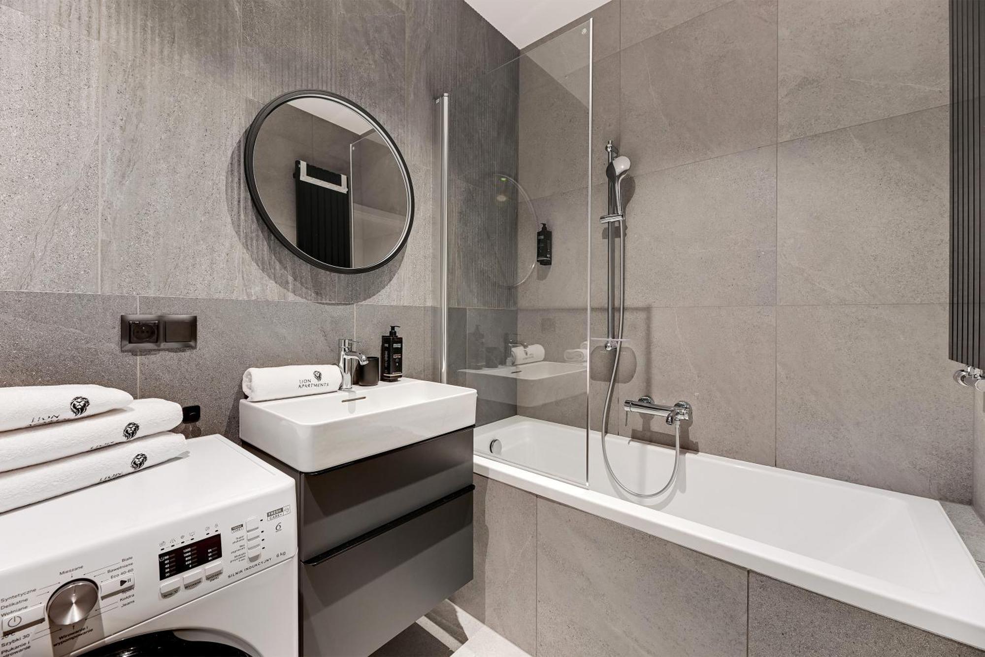 Scala City Center Magic Apartments With Parking By Lion Apartments Gdańsk Exteriör bild