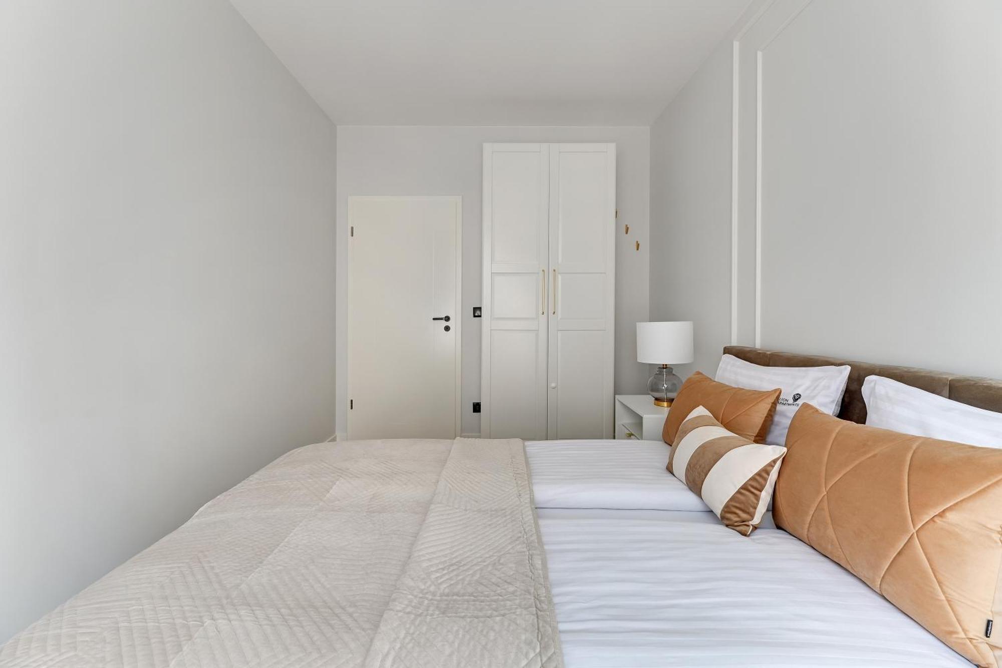 Scala City Center Magic Apartments With Parking By Lion Apartments Gdańsk Exteriör bild